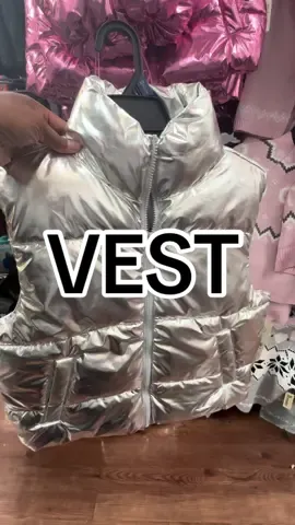 I’m in Love and I’m obsessed with this adorable foil vest #walmart #walmartfashion #walmartclothes #walmarthaul #fallfashion #onlyatwalmart #run2walmart 