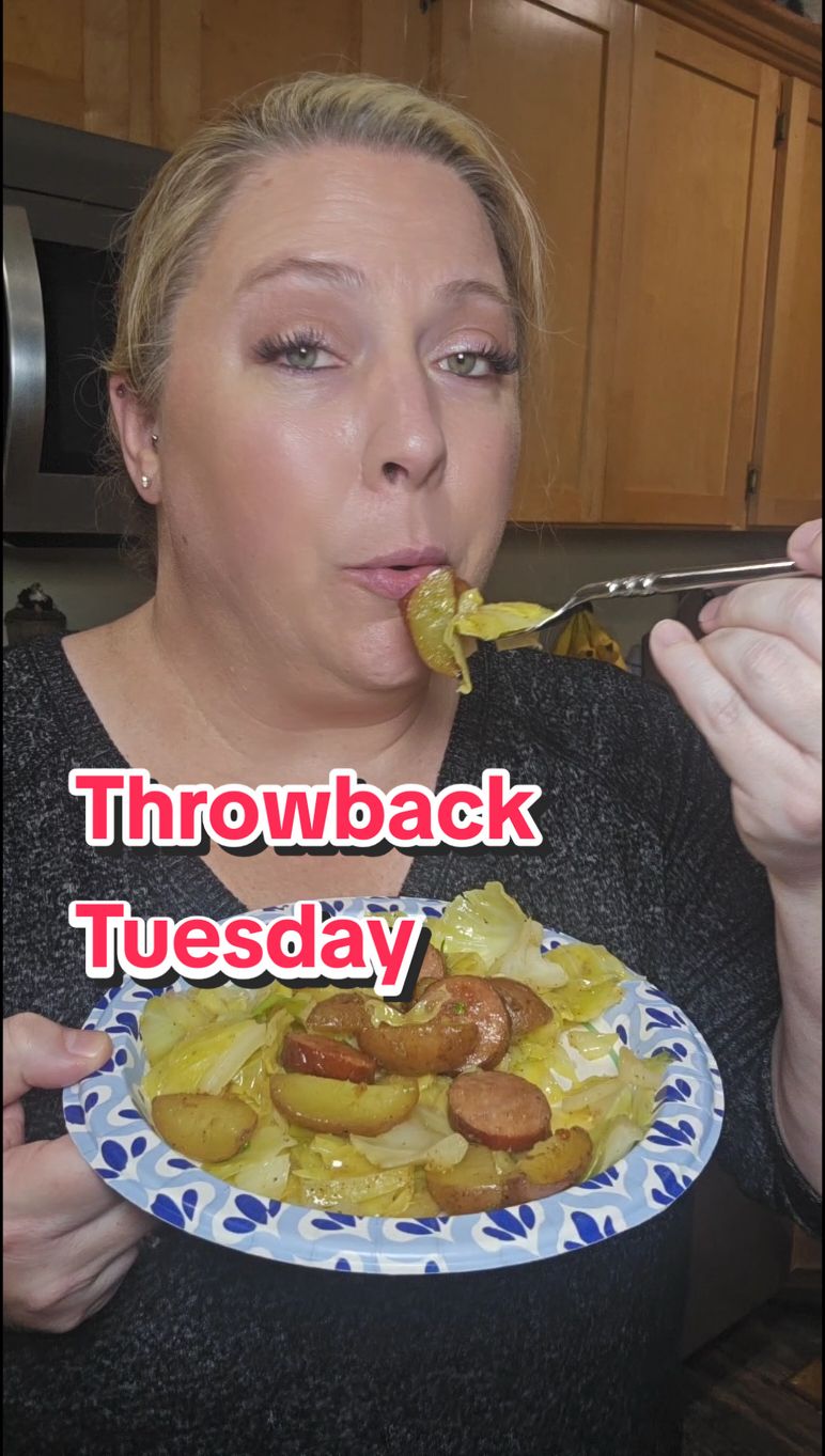 Took me back to Middle and High-school! Ha Ha! When the kids won't eat cabbage, but you LOVE it! #skilletdinner #skilletmeals #quickdinner #potatoes #andouille #whatsfordinner