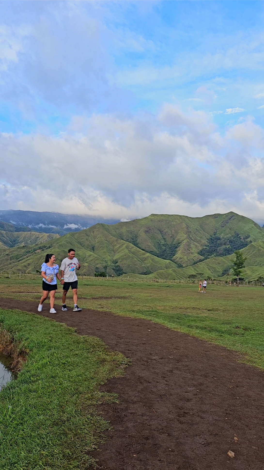 𝙒𝙞𝙩𝙝𝙤𝙪𝙩 𝙥𝙧𝙚𝙟𝙪𝙙𝙞𝙘𝙚 𝙖𝙣𝙙 𝙞𝙣 𝙥𝙚𝙧𝙥𝙚𝙩𝙪𝙞𝙩𝙮.🌻 Bukidnon is truly a slice of paradise. Sa Bawat Sandali - Amiel Sol #fyppppppppppppppppppppppp #foryoupage #foryou #fyp  #Bukidnon #travelph #traveltiktok 