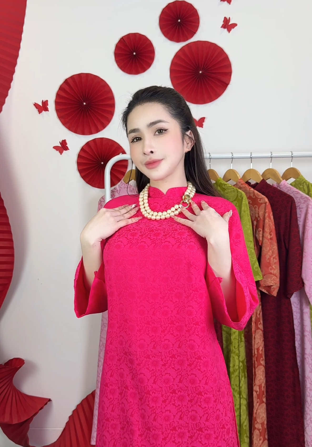 Cận chất vải cực sang của nhà Tâm Ý #aodai #aodaitet #aodaigam #aodaisuong #thoitrangnu 