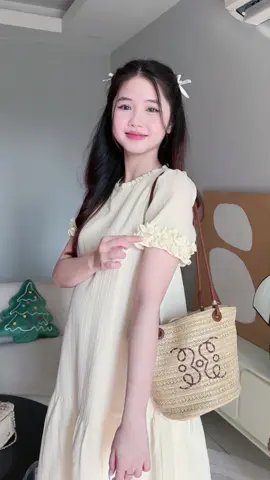 Mẫu đầm basic cho mẹ bầu
