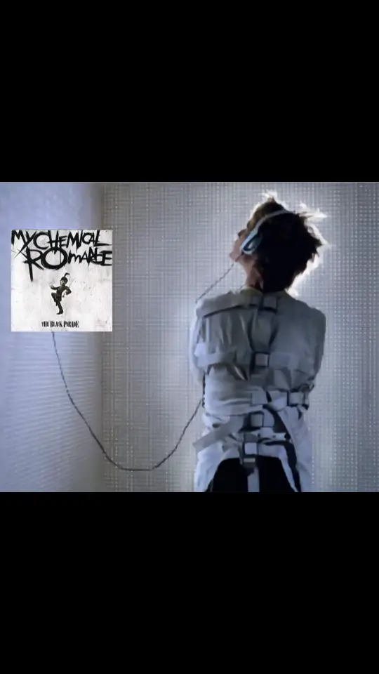 #fyp #mychemicalromance #disenchanted #gerardway #music #mcr 