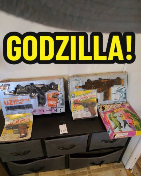 GODZILLA! #reseller #resellingcommunity #winecountryretro #godzilla #rockegg #vintagetoys #garagesale #garagesalefinds #yardsalefinds #yardsale #estatesale #estatesalefinds #PremiereRush 
