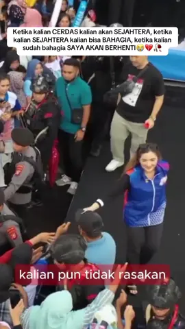Hatinya cantik seperti wajahnya🥺❤️ #sherlytjoanda #sarbinsehe #04 #untuk #malukuutara #malukupride🏝🔥 #fyp #foryou #foryoupage #video #viral #viralvideo #trending #tiktok 