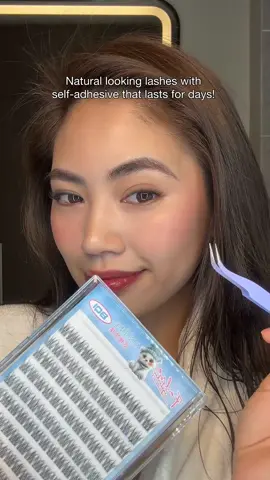 My favorite lash clusters ever!!!!! No more eyelash extensions because you can now do this at home!! 🤍 #lashes #DIY #eyelash #clusterlash #lashextensions #lashlift #lashtutorial #beauty #girls #pamperday 