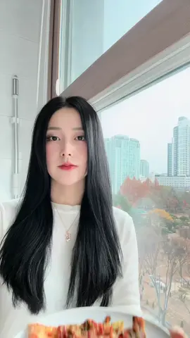 #korean🇰🇷 #nkaujhmoob #Halo2024 #สกีนแคร์เกาหลี 첫눈이 왔어요❄️🥰❄️❄️