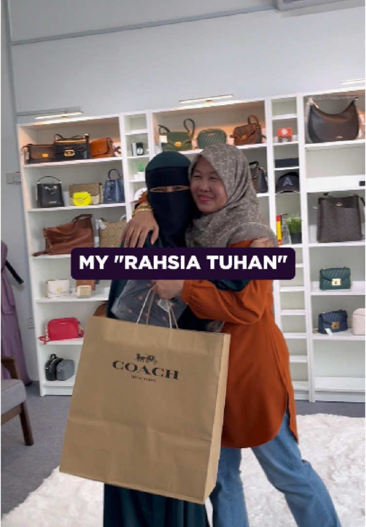 Ini #RahsiaTuhan I 💜 Terima kasih mak, terima kasih Allah 🥹@Amory.hq  #fyp #amory #amoryhq #personalshopper #personalshopperusa #personalshoppermalaysia #handbag #handbagtiktok #inspiration #businessinspiration #businessjourney #business #smallbusinessowner 