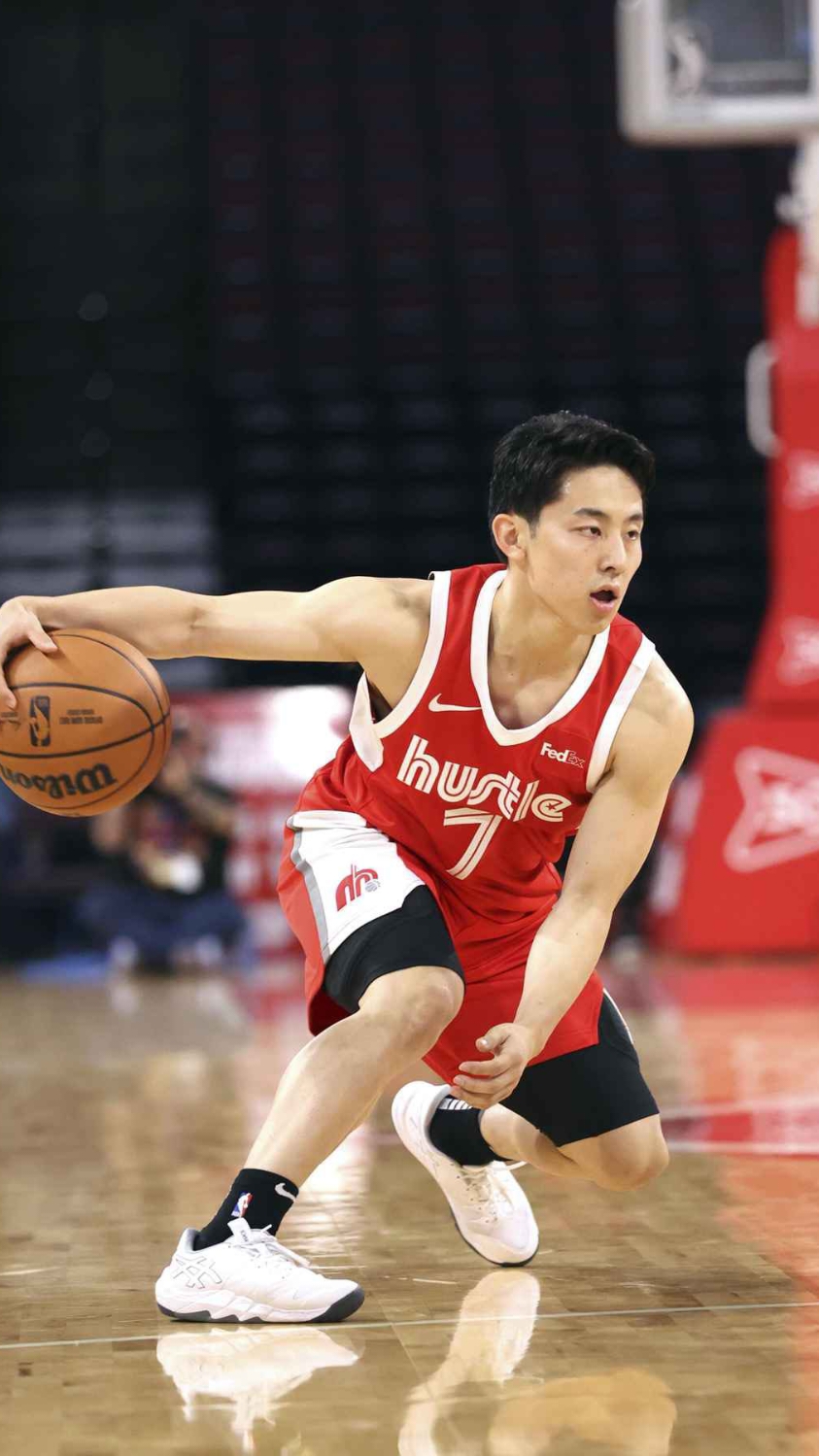 let's get start it, yuki's show ✨️🏀😎 #yukikawamura #memphishustle #nbagleague #basketball🏀 #basketballplayer #showtime 