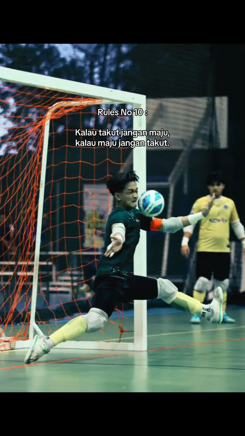 Jangan takut,mati tanamm 💪🏻@Nik  #kakifutsal #goleiro #xybca #futsalindonesia #futsalplayer #keeper #toplayer 