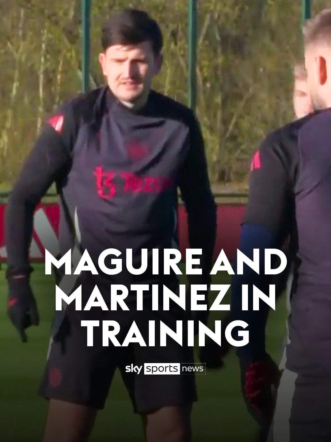 Harry Maguire and Lisandro Martinez return to Manchester United training ⚽ #skysports #skysportsnews #footballtiktok #manchesterunited #maguire