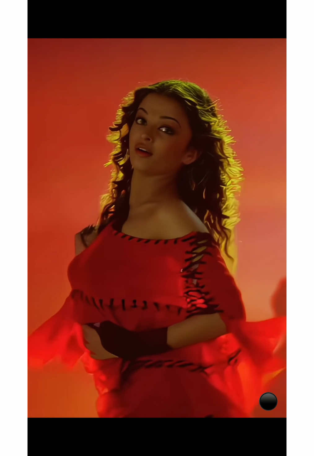 Aishwariya 🔥 #bollywoodfilm #bollywood #desi #desitok #aishwaryarai #bollywoodsong #bollywoodsongs #bollywoodmusic 