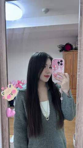 Cứ yêu đi,đừng sợ gặp sai người,yêu sai thì yêu lại. Tầm vài chục cuộc tình,trải qua vài chục nghiệp chướng đi ngang qua đời,thì kiểu gì cũng gặp được đúng người thôi…#CapCut 