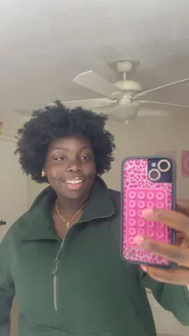 a moment for the hair🤗 #afro #4chair #afrohair #minifro #blackgirlhair #naturalhair #hairtransition 
