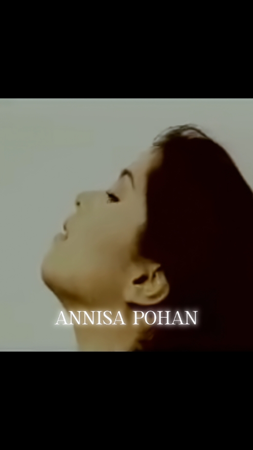 ☆ Annisa Pohan sebagai model music video 