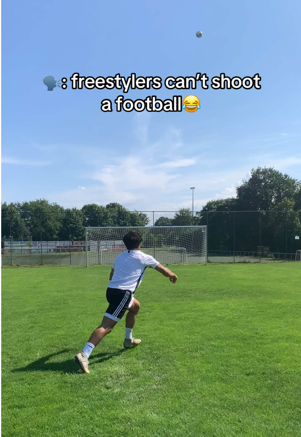 What would you say?🫢 #fyy #fyp #footballskills #football #freestyle #freekick #goal #trending #viral 