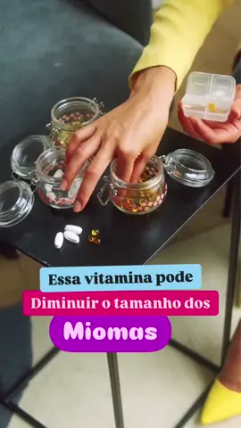 🟢 Vitamina essencial no tratamento de miomas!! É o que comprova esse e diversos outros estudos científicos!! Mas já te adianto que o valor no seu seu exame de sangue exige uma otimização para essa finalidade, a dosagem no seu exame de sangue precisa estar entre 40 e 60 para ser considerada boa! A suplementação depende da gravidade da sua deficiência, ou seja, quanto maior a deficiência, maior será a sua dose de suplementação. Mas independente da dose, tem alguns detalhes que eu quero que fique de olho para melhorar a absorção! A vitamina precisa ser a D3 💊Precisa estar em cápsulas oleosas (nao pode ser óleo de soja) 💊Deve ser tomada durante o dia 💊Deve ser acompanhada de alguma refeição. 💊 Pode estar associada a vitamina k2 Essa é uma das múltiplas estratégias que usamos para tratar a causa, a base, a raiz dos miomas!! No Método 5R eu ensino como fazer o reequilíbrio hormonal e acabar com os sofrimentos de miomas de forma natural, sem cirurgia e sem anticoncepcional.  Se quiser garantir um super desconto especial e entrar na próxima turma é só clicar no link da minha bio!