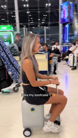 i LOVE my sootcase🤩🥰 #fyp #sootcase #ilovemysootcase #airport #airwheel #airwheelthailand #suitcase #comedy 