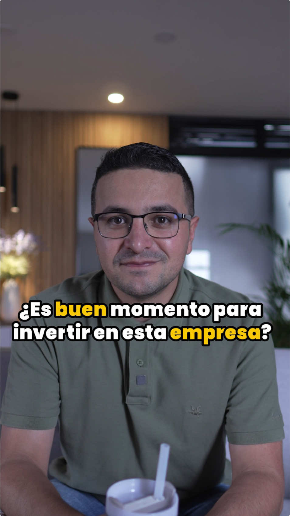 El precio de las acciones de esta empresa está en un nivel muy atractivo. ¿Te animarías a comprar acciones de ella? 🚀 #bolsadevalores #educacionfinanciera #ideasdeinversion #invertirenbolsa #acciones #oxy #warrenbuffett 