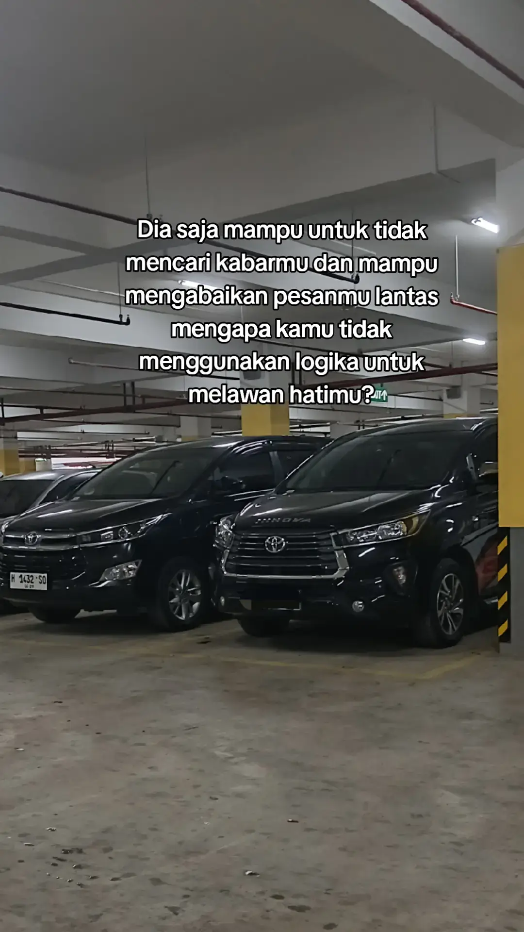 Susah untuk menggunakan logika, sdh mencoba tpi tetap tdk bisaa, hati ini sdh jatuh terlalu dalam ke dia🥹 #beranda #u #xybca #fypツ #4upage 