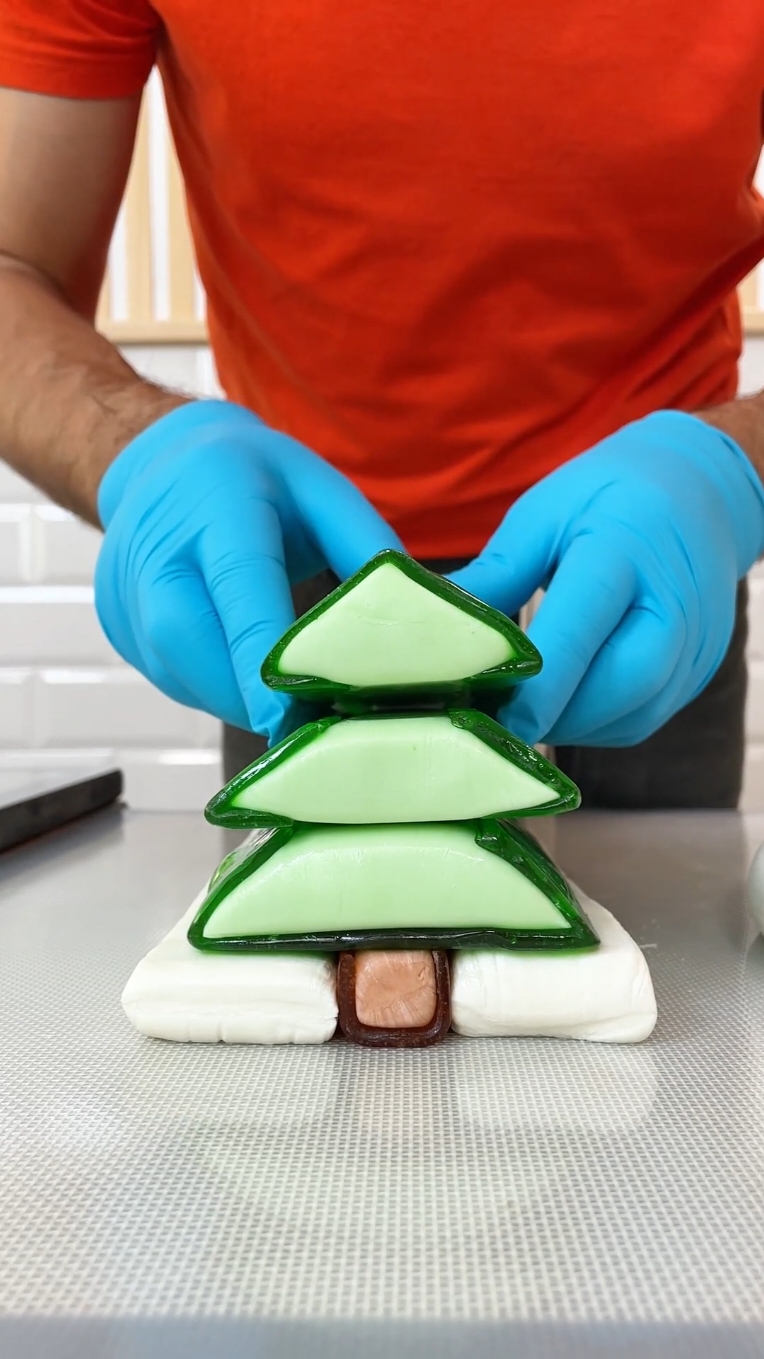 CHRISTMAS Just Got Sweeter with These Amazing Hard Candies! #candymaking #SATISFYING #fyp #DIY #fy #christmas 