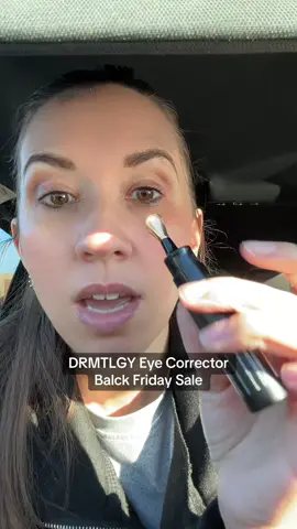 #spotlightfinds #tiktokshopblackfriday #tiktokshopcybermonday #christmasgiftideas #christmasgiftsforher #giftsforher #stockingstuffers #drmtlgy #drmtlgyeyecorrector #eyecorrector #concealerhack 