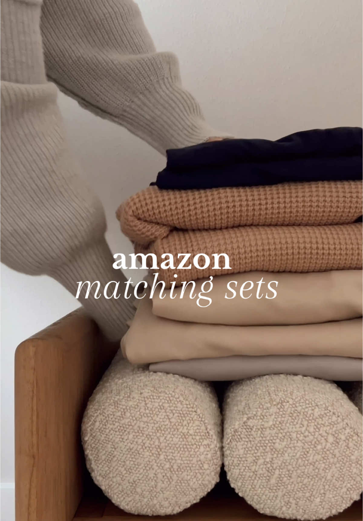 These amazon matching sets are perfect for postpartum! #amazonfinds #postpartumstyle #matchingsets #amazonfashion 