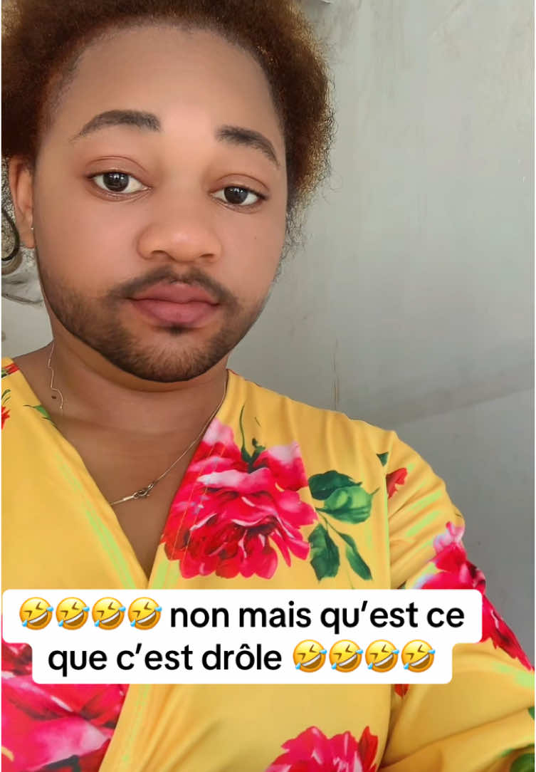 Je serais bien dans la peau d’un hoe si je l’etais hein 🤣#tiktokviral #maxdevues 