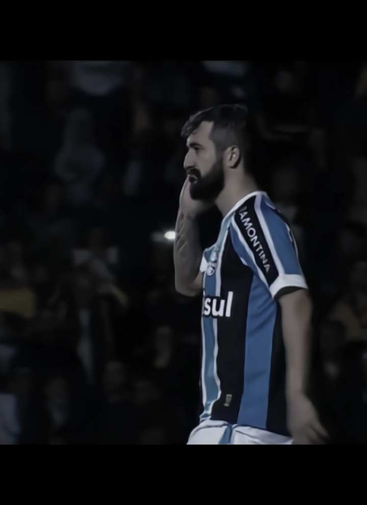 Back to Black #douglas #gremio #football #vaipraforyou 