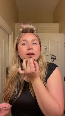 grwm to go celebrate claire!! 🩷 this was before disaster struck ✌️ 