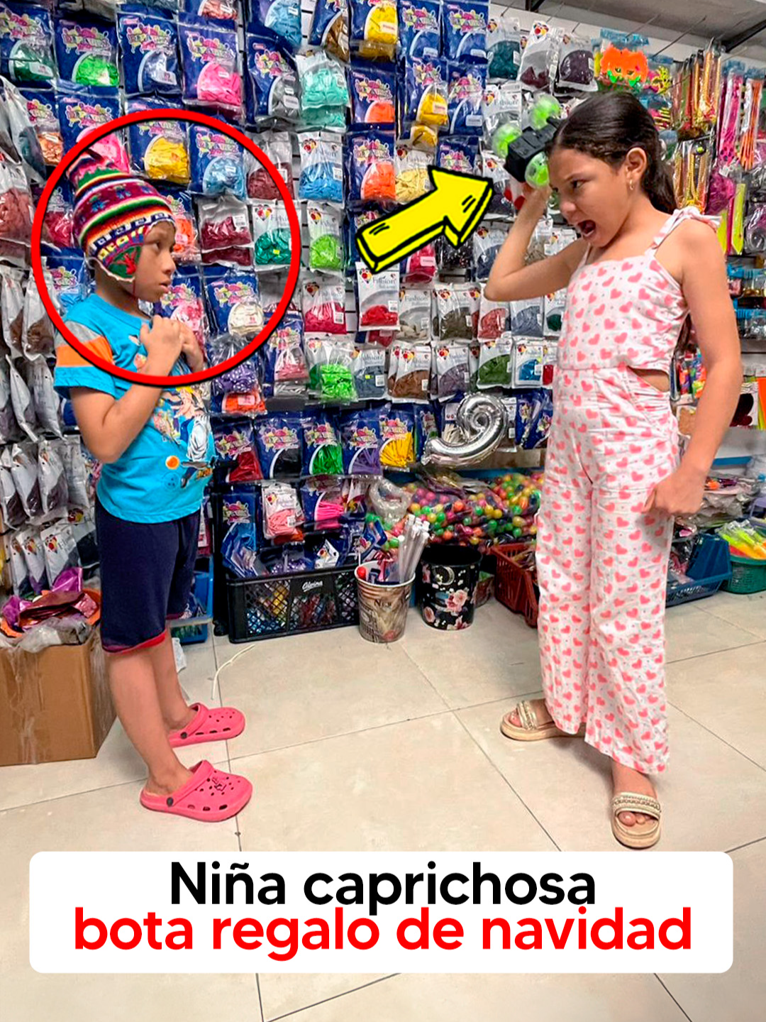 Niña caprichosa bota regalo de navidad - Parte 1 #reflexion #sketch #mundodemillonarios #niña #reflexiondevida #navidad #regalos #caprichosa #niñacaprichosa😁🙂#niñamalcriada #niñastiktok #historiasdetiktok #reflexionesparaelalma #desprecio #regalodenavidad#navidadentiktok#reflexiones