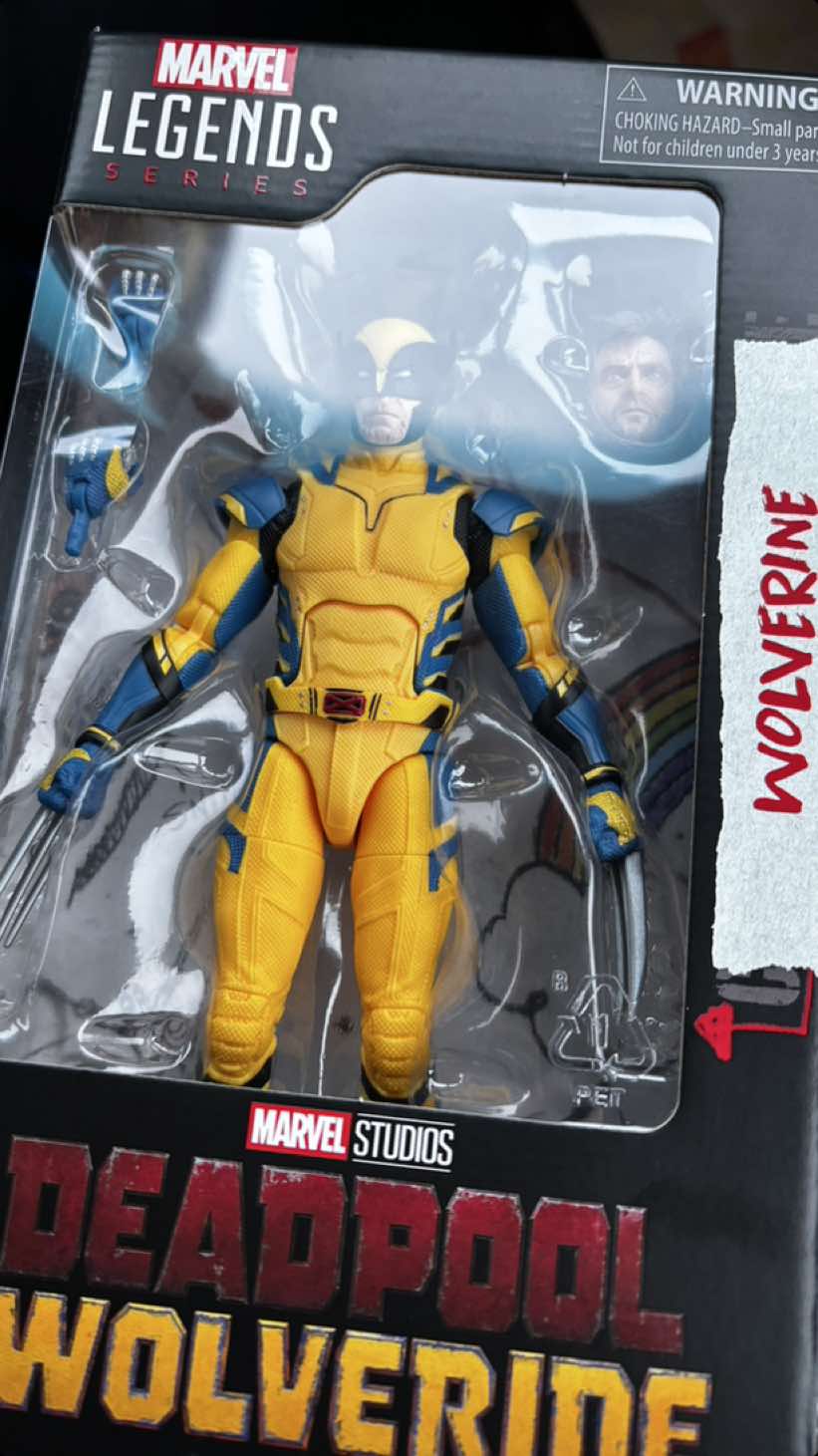 FINALLY FOUND IT!!!! Marvel Legends Wolverine (Check any Walmart) #marvellegends #wolverine #actionfigures #actionfigure #walmart #deadpoolandwolverine #deadpool 