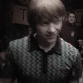⚯͛𖦹°‧ #RONWEASLEY ; omg ronald ur so crazy we cant take u anywhere 😭🤦‍♀️ #ronweasleyedit #ronweasleyedits #rupertgrint #rupertgrintedit #rupertgrintedits  #harrypottermovie #hbp #harrypotterandthehalfbloodprince #harrypottermovies #fyp #foryoupage #viral #edit #edits #fypシ #fypツ #fyppppppppppppppppppppppp 