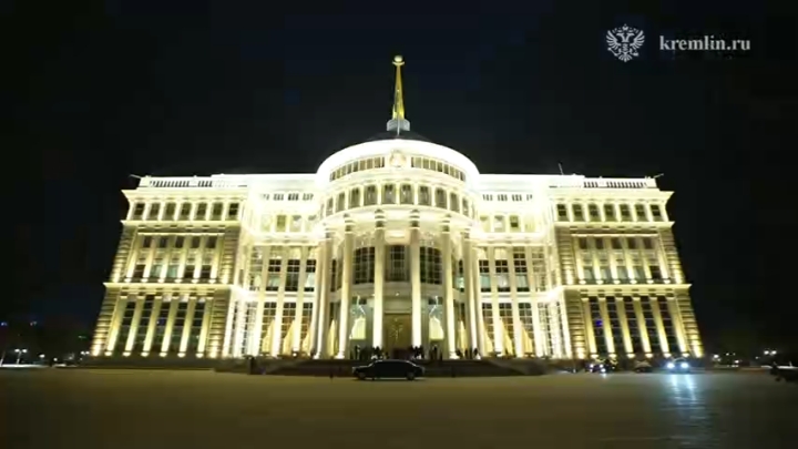 An official welcoming ceremony for Vladimir Putin, led by President of the Republic of Kazakhstan Kassym-Jomart Tokayev, took place at the Akorda Residence The two leaders introduced the members of their respective delegations. The national anthems of Russia and Kazakhstan were performed. See more on the Kremlin’s official website. https://t.me/news_kremlin_eng