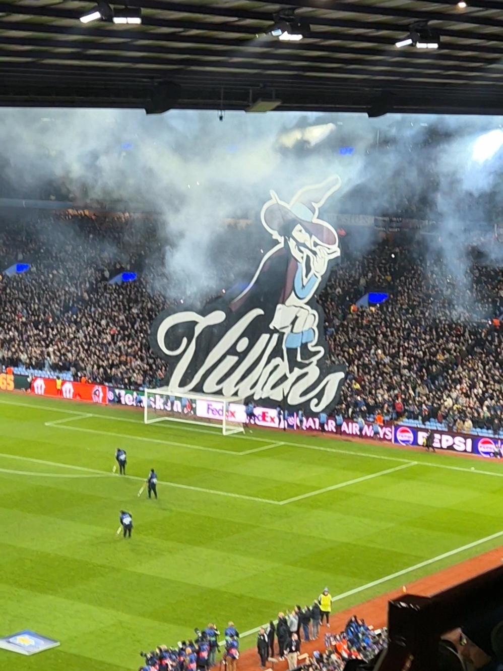Villa 0-0 Juventus. Love this tifo 💜💙 #ucl  #villapark #astonvilla 