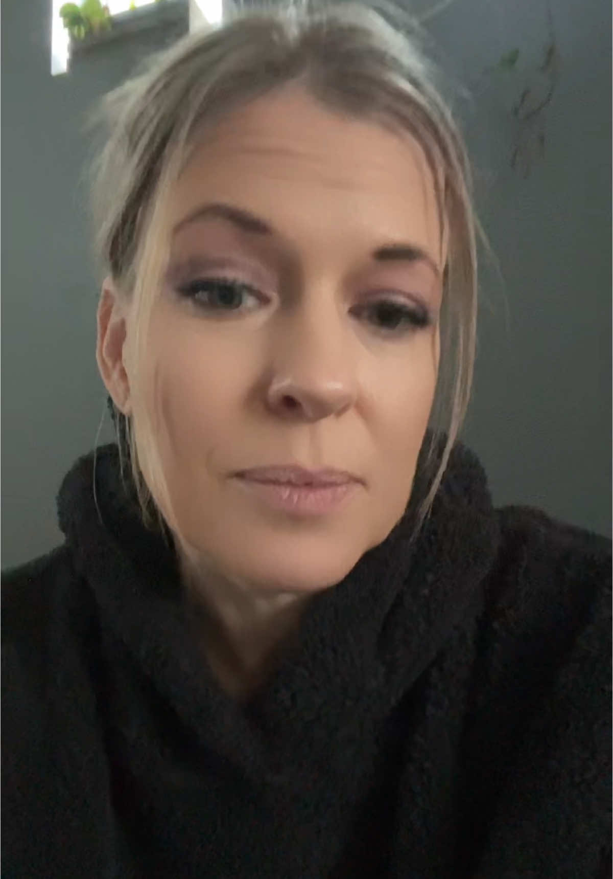 A survior of domestic violence thoughts on the Conor McGregor Dee Devlin relationship and why Dee stays. #domesticabuseawareness #survivor #conormcgregor #conormcgregorufc #elonmusk #grimes #deedevlin #healingwitchywarrior #witchywarriorhealing #witchywarrior #mentalabuse #psychologicalabuse #healing #healingfromdomesticabuse #survivingdomesticabuse #empoweringwomen 