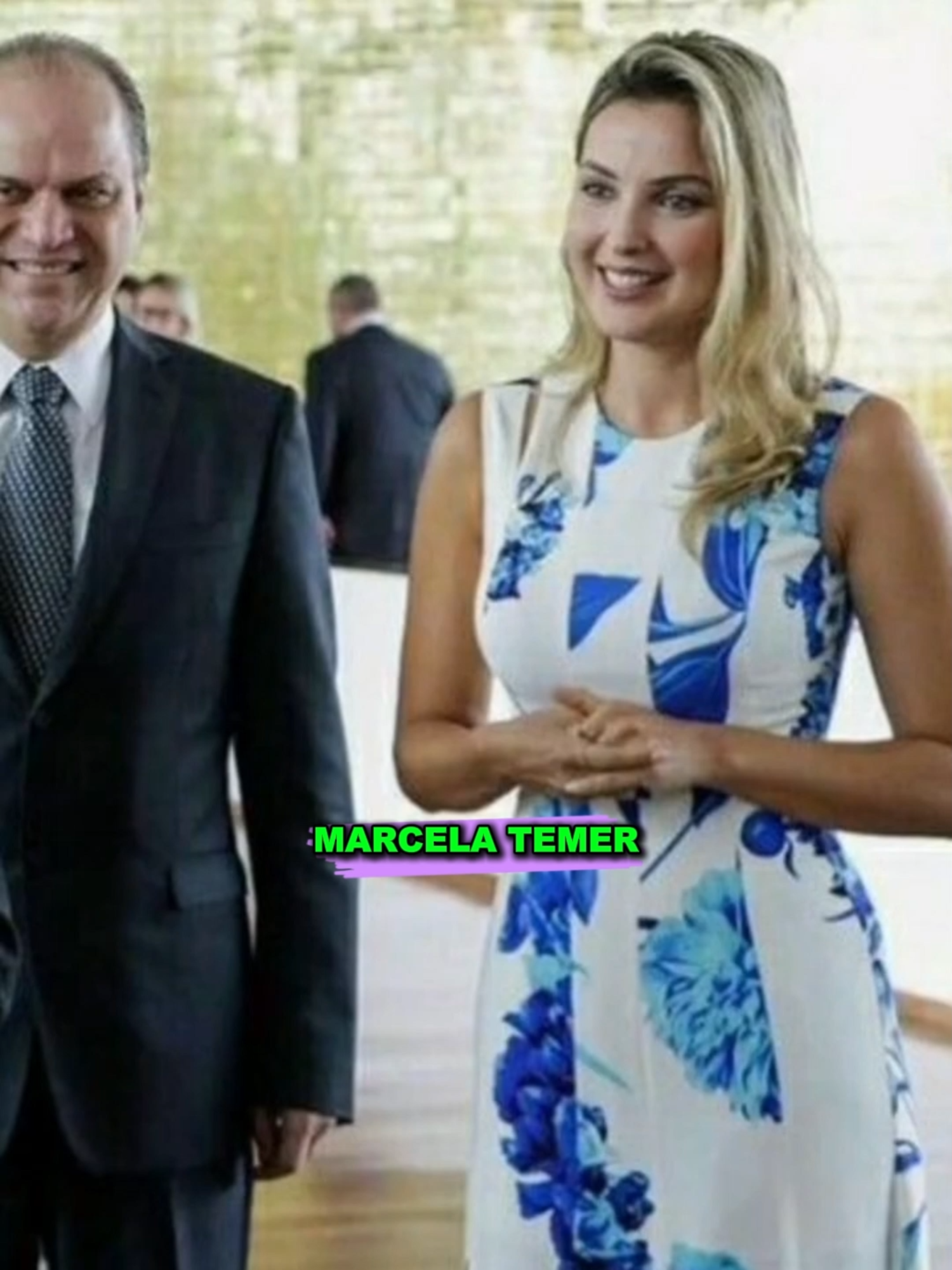 ELEGÂNCIA, ORAÇÃO e ATIVISMO: qual o manual da primeira-dama perfeita? #PrimeiraDama #MarcelaTemer #MichelleBolsonaro #JanjaLula #EstilosDiferentes #PolíticaComEstilo #Brasília2024 #PrimeirasDamasDoBrasil #ComparaçãoSincera #MulheresDePoder #QuemRepresentaMais #JanjaProtagonista #ElegânciaOuAtivismo #BrasileirosOpinam #PolêmicaNaRede #poderosas #feminismo #empoderamento #empoderamentoFeminino #empoderada #moda #modamasculina #modafeminina #modainfantil #estilo