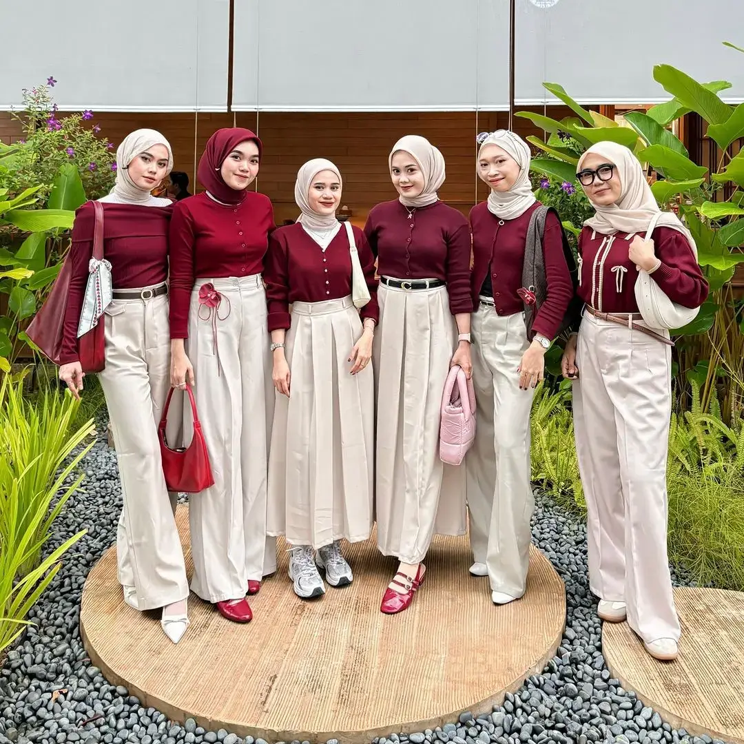 #foryou #hijabstyle #OOTD #fyp #ootdinspo #outfitcheck #maron #bestfriend #spilloutfit 