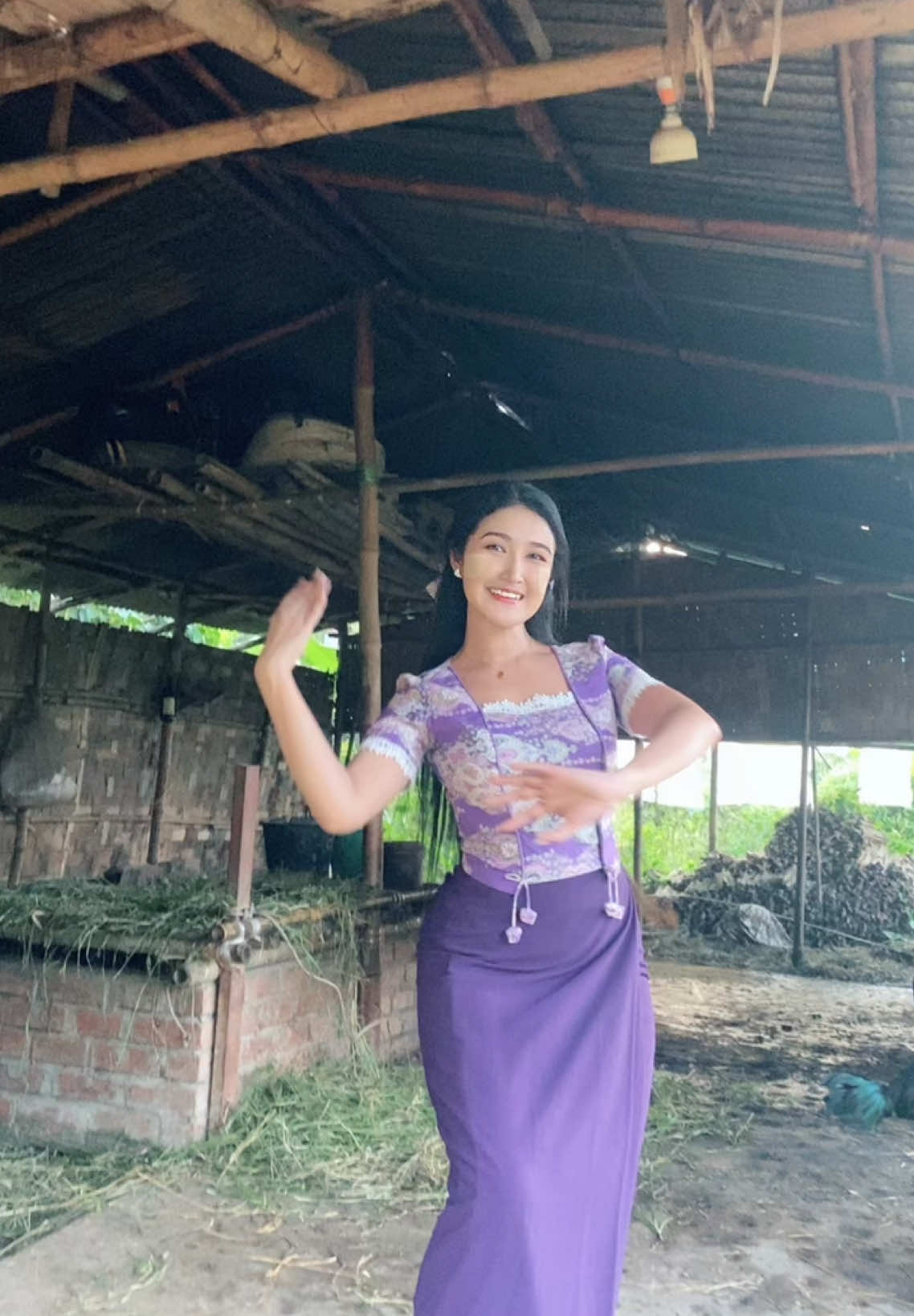 မကရဘူးလို့ ဘယ်သူကပြောလဲ 😬#foryou #shwekainnayi #foryoupage #fyp #fypပေါ်ရောက်စမ်း #tiktok #asian #trending #trend #မြင်ပါများပီးချစ်ကျွမ်းဝင်အောင်လို့🤒🖤 #အချစ်တွေမလျော့သွားနဲ့ #မြန်မာမလေးပါရှင့်❤️ 