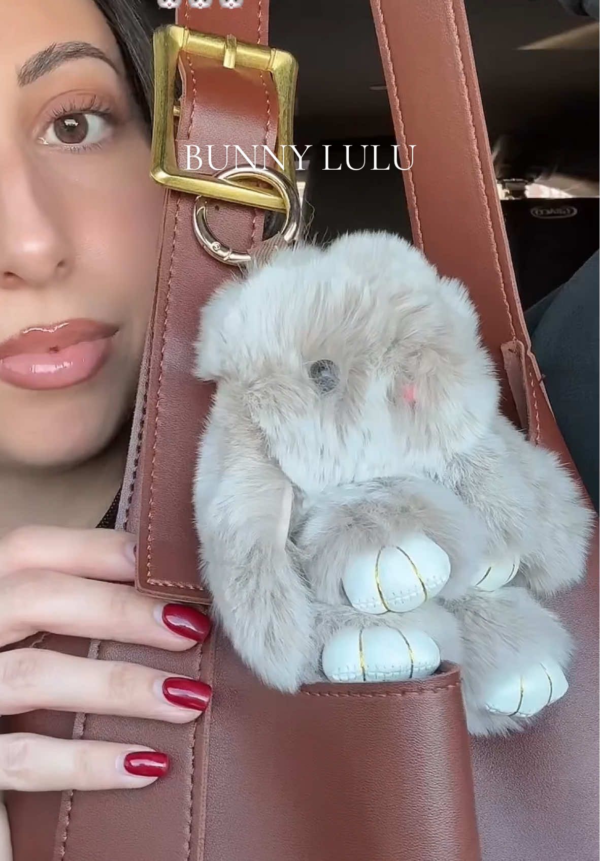 I’m in loveee Snuggly lulu 🐰🩵@BUNNY LULU #bunnylulu #bunnylulukeychain #christmasgiftideas #stockingstuffers 