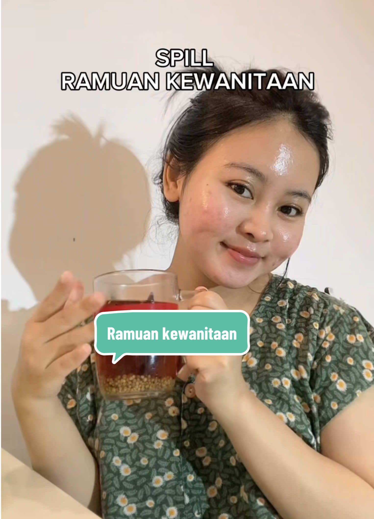 Aku uda hampir 2 tahun minum ini hahaha. Menurutku ramuan ini bikin less stress juga. Gatau kenapa bikin relax body. AWAS SAMPE ADA YANG KOMEN ANEH2 YA LU LAKI-LAKI! #girl #ramuan #ramuanherbal #ramuankewanitaan 