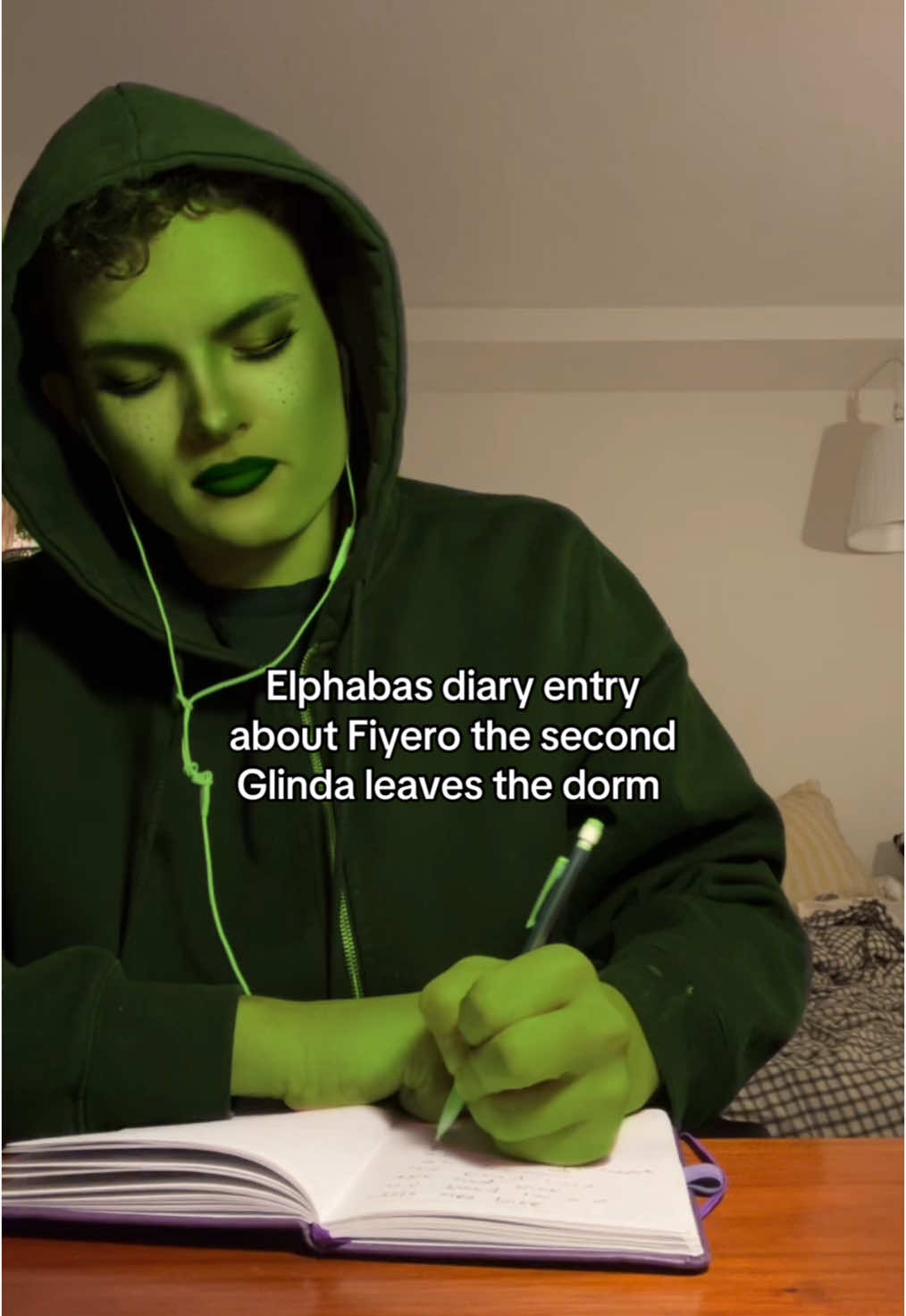 And shes real for that  #elphaba #glinda #fiyero #wicked #wickedmovie #wickedthemusical #wizardofoz #cynthiaerivo #arianagrande #jonathanbailey 