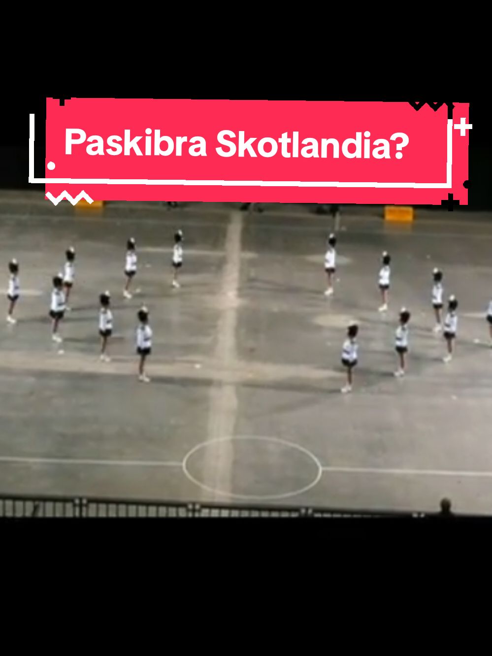 Hanya sebagai bahan referensi dan sebagai tambahan wawasan gerakan Variasi Formasi dari Skotlandia yang sedikit banyak mirip variasi formasi yang ditampilkan Paskibra saat lomba LKBB Paskibra.  #paskibra #paskibraka #lombapaskibra #variasipaskibra #formasipaskibra #umdahisme #fyp #fyppppppppppppppppppppppp 