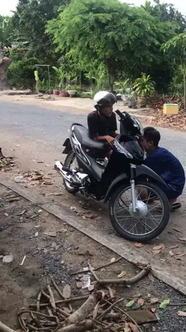 wave đỏ lun lỏ #xh #wavekieng #wave50cc #abckreasikrezi #abcxyz #xyzbca 