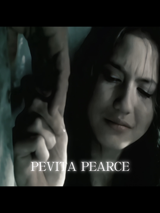 ☆ Pevita Pearce sebagai model music video 