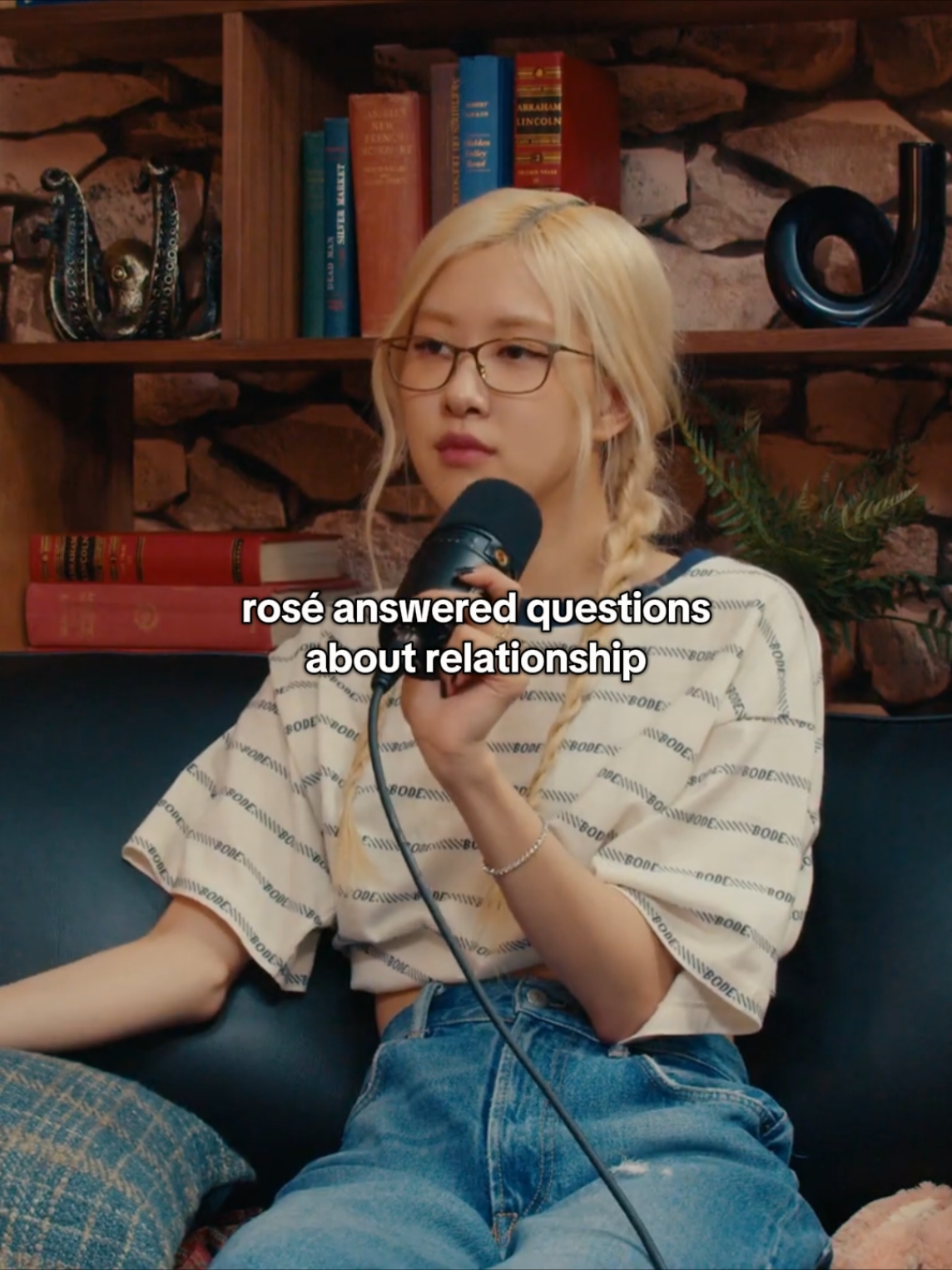 ma'am, why are you so good on this?? #rosé #fyp #foryou #roses_are_rosie 