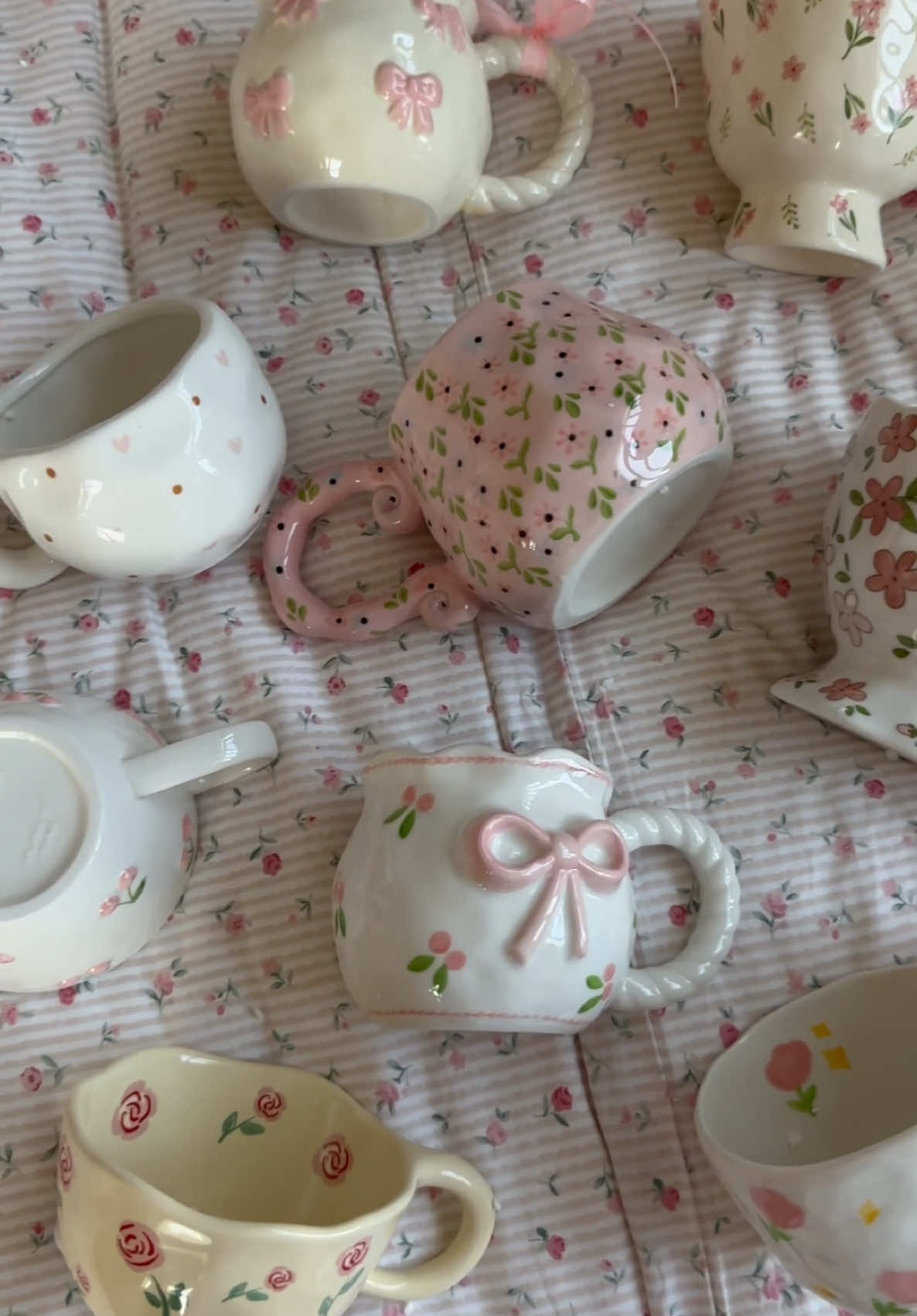 Never enough ☕️🧁🎀 My #sheinhaul 🎀 use my discount code: Fatma7 Mugs details in order: Pink cherry mug 44666089 Heart mug 42297621 Lili pink mug 41395680 Red flower mug 28974263 Ribbons mug 39844416 Big ribbon mug 44187613 Flower with green leaves 43658191 Big pink floral mug 44230720 Big flowers mug 41844047 #unboxing #cups #mugs 