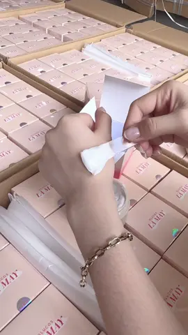 Bơ dưỡng đa năng ẨM - MỊN - SÁNG, bổ trợ kem body tăng gấp 3 lần khả năng dưỡng trắng