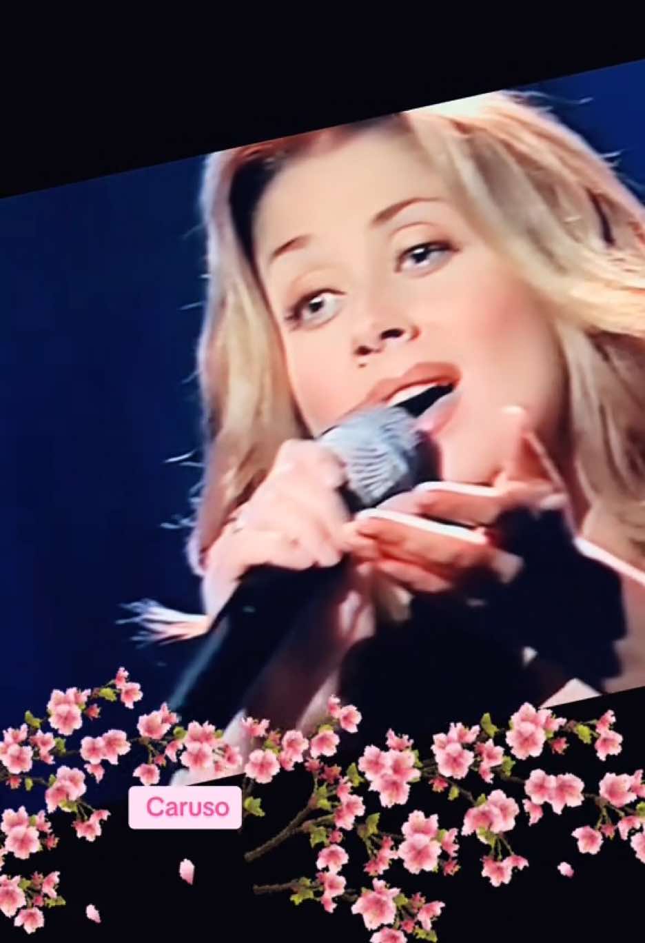 Lara Fabian - One of the most beautiful female voices💎 Love her #larafabian #caruso #italiansong #bestvoice #multilanguage#ballad #larafabiansongs #lara #fanforlife #fyppp #tiktok #musica #larafabianfan #cantare #italiansong #canzone #canzoneitaliana #migliore #larafabianforever #luciodalla #chanson #ballad 