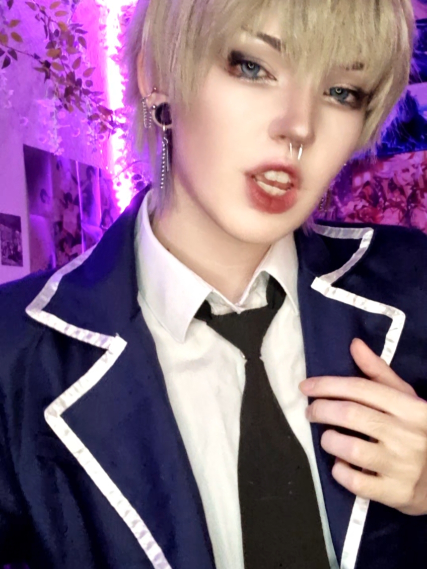 I don't know if I like the make-up I kanda wanna do him again amd try something different  #baekcirrus #cirrus #litc #lostinthecloud 