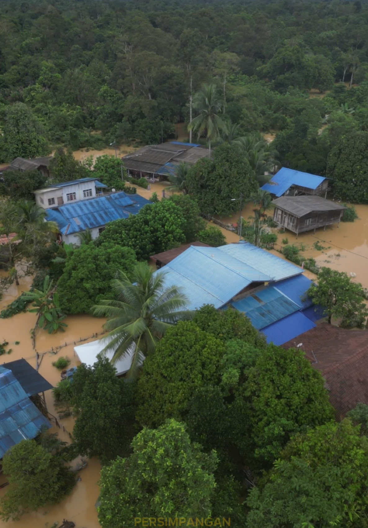 Situasi Persimpangan Jalan masuk ke Kampung Seberang Tayor, Kemaman. Moga baik-baik sahaja 🤲🏻 #banjir #2024 #kemaman #fyp #terengganu #banjir2024 #ributkemaman 